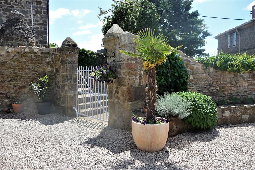 Chateau Olmet Lodeve Exterior photo